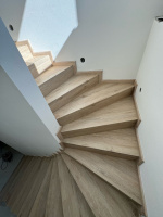 BUKOMA vinylové schody podlaha zákazníka Mor-Krumlov